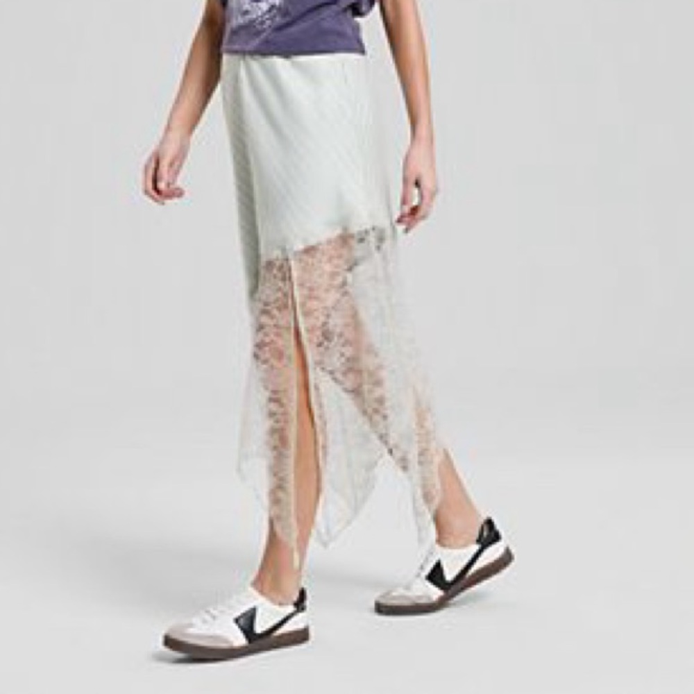 White Lace Asymmetrical Women’s Skirt